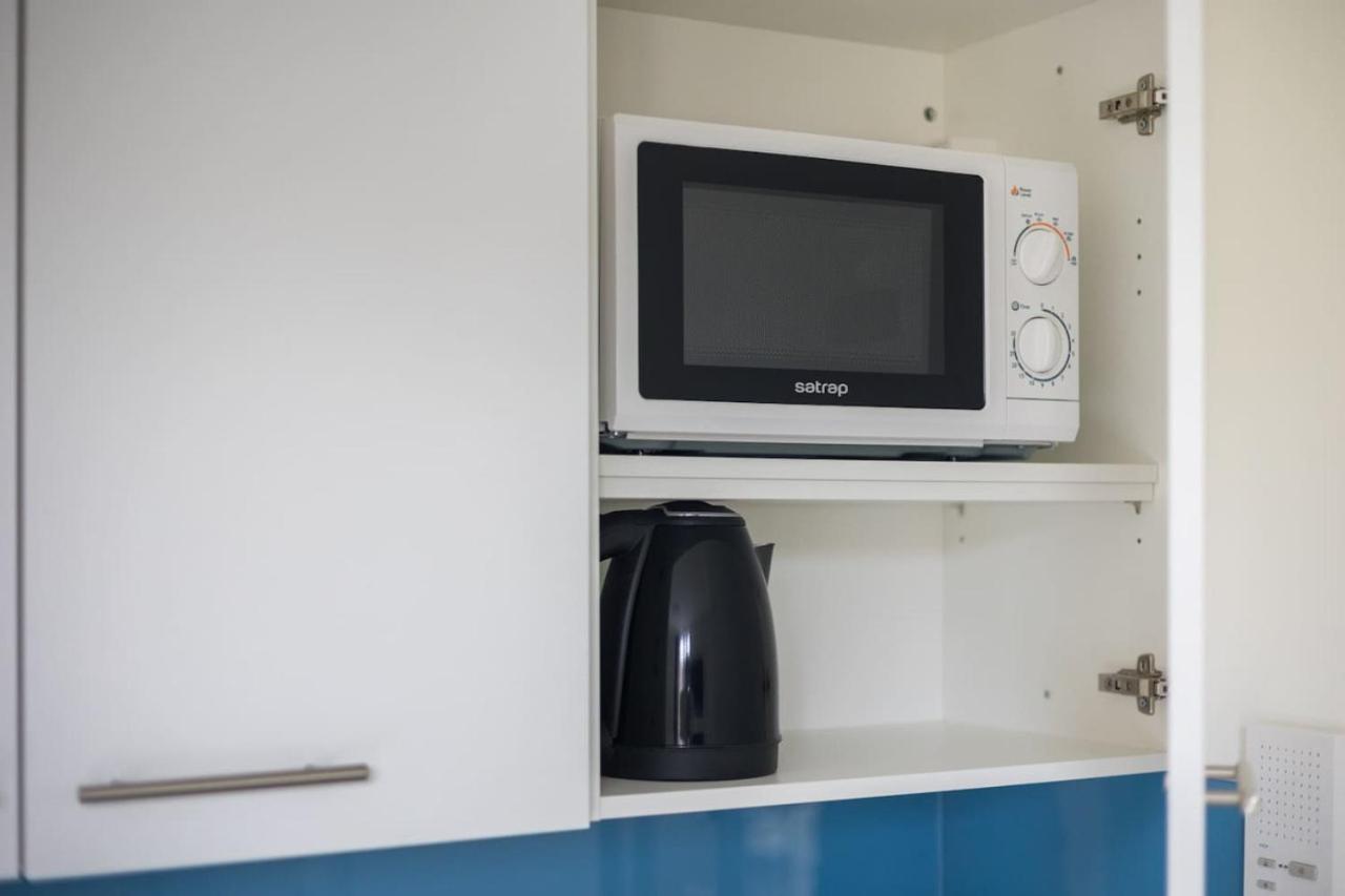 Urban Oasis With Queen Bed And View Be-49 Zurych Zewnętrze zdjęcie